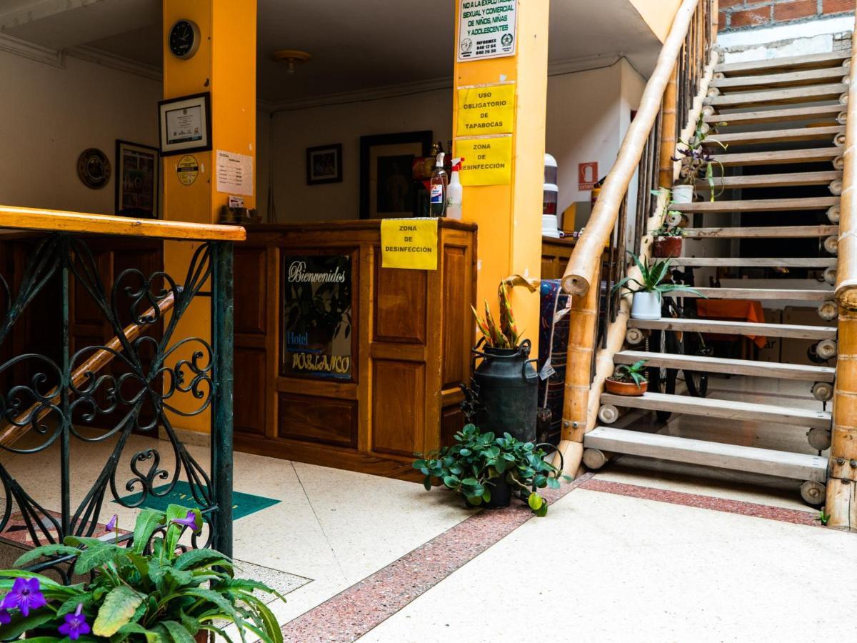 Hotel Poblanco By Rotamundos Fredonia 外观 照片